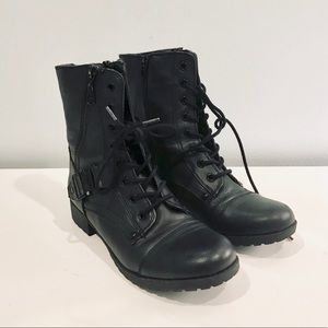 Black Guess Zippered Combat Boots